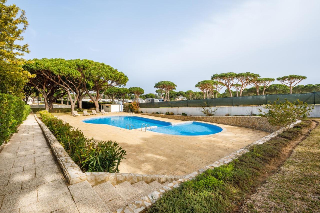 Falesia Beach Villa By The Portuguese Butler Olhos de Agua  Buitenkant foto