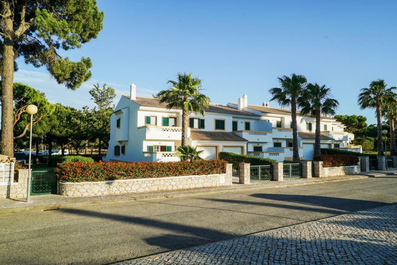 Falesia Beach Villa By The Portuguese Butler Olhos de Agua  Buitenkant foto
