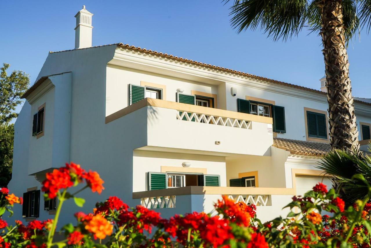 Falesia Beach Villa By The Portuguese Butler Olhos de Agua  Buitenkant foto